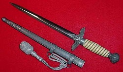 Nazi Luftwaffe Officer's 2nd Model Dress Dagger with Portapee...$435 SOLD