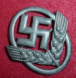 Nazi RADwJ Female Labor Corps Fedora Cap Badge...$45 SOLD