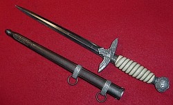 Nazi Luftwaffe 2nd Model Dress Dagger by Alcosa...$485 SOLD