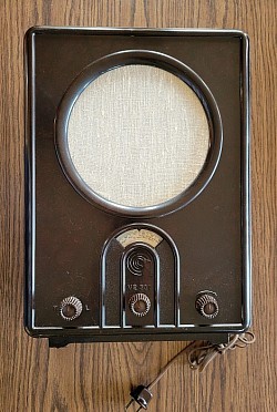 Nazi-era 1937 Model VE 301wn “Deutscher Volksempfänger" People's AM Radio...$450 SOLD