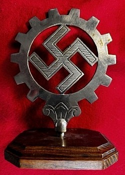 Nazi Deutsches Arbeitsfront (DAF) Labor Corps Flag Pole Top...$325 SOLD