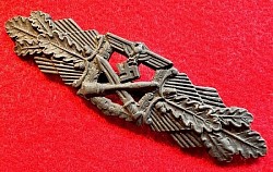 Nazi Close Combat Clasp in Bronze by Juncker...$275 SOLD